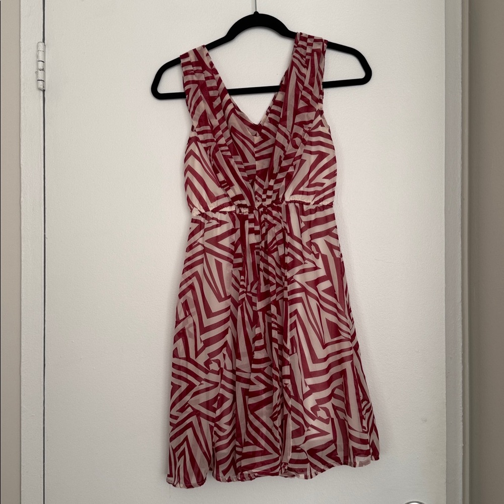 Rachael & Chloe Red and White Geometric Mini Dress